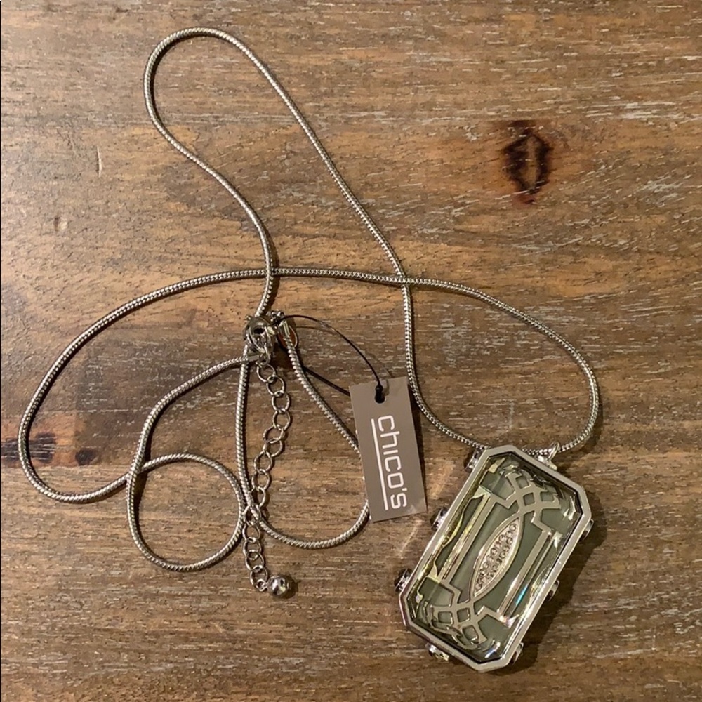 NWOT Chicos art deco style long pendant necklace